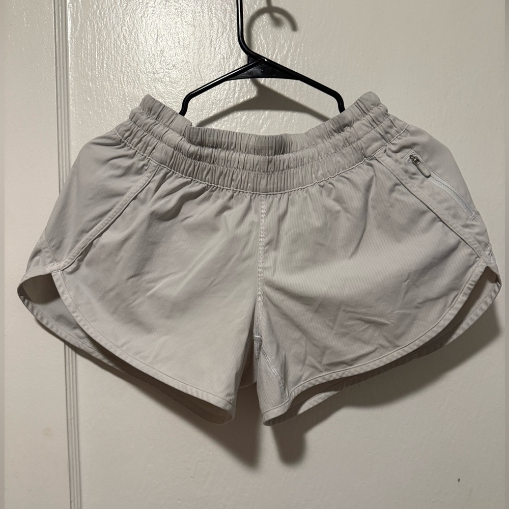 Lululemon gray shorts